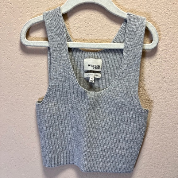 Aritzia Wilfed Free Sculpt knit crop top - Picture 3 of 4